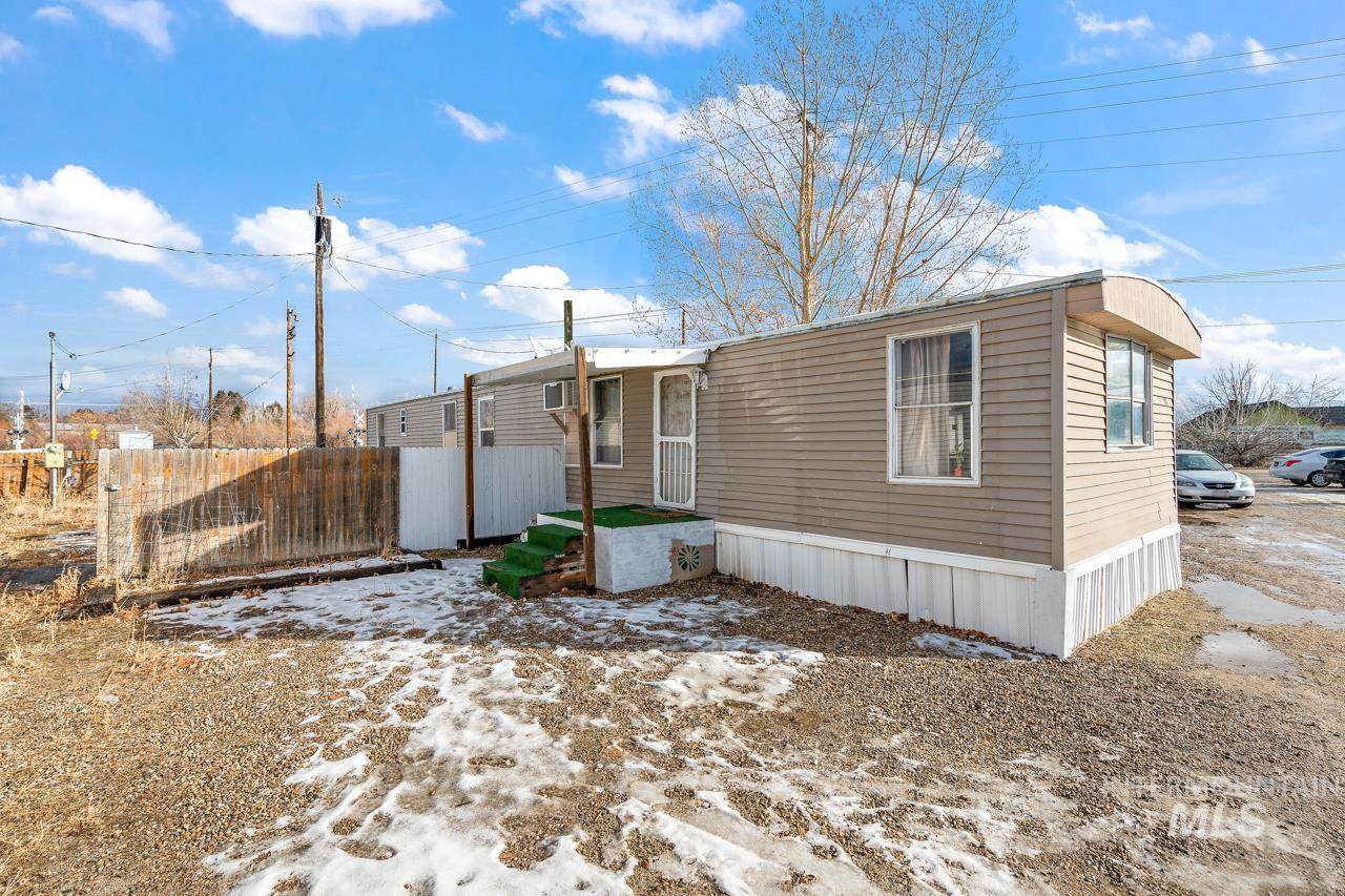 355 Swan Falls Rd - Photo 1