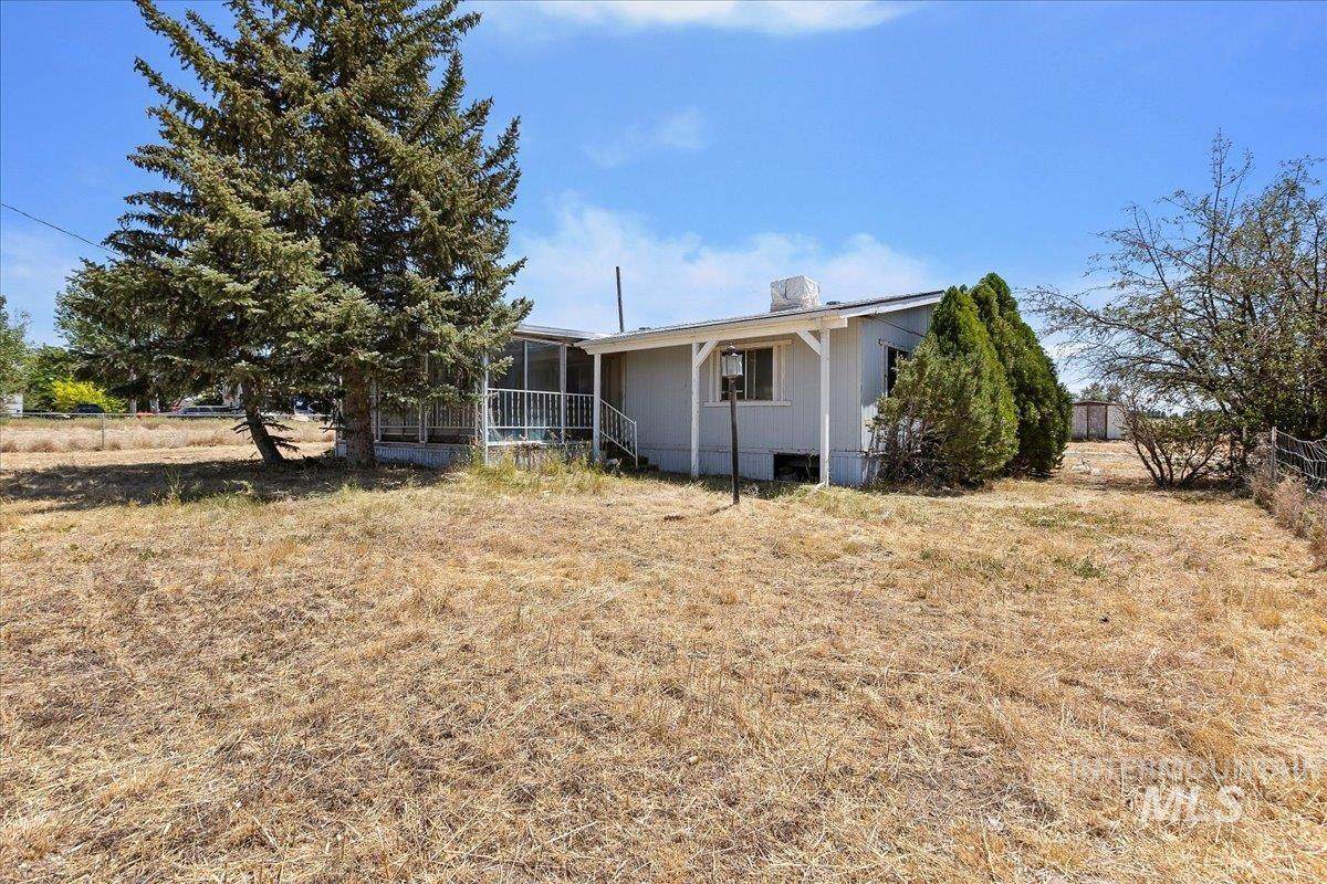 2225 4100 N - Photo 1