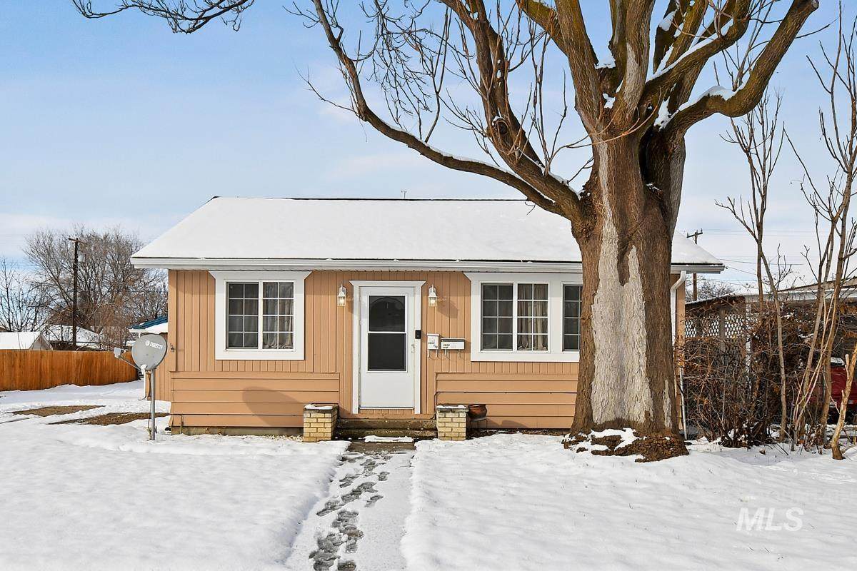 1015 10th Ave South - Photo 1