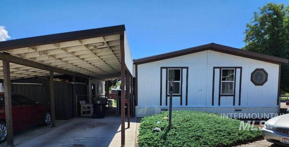 1500 W 7th - Photo 1