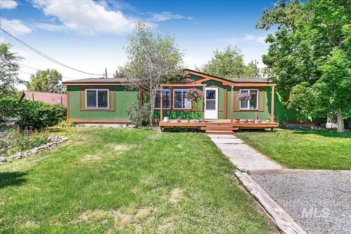 315 Fruitland Ave - Photo 1