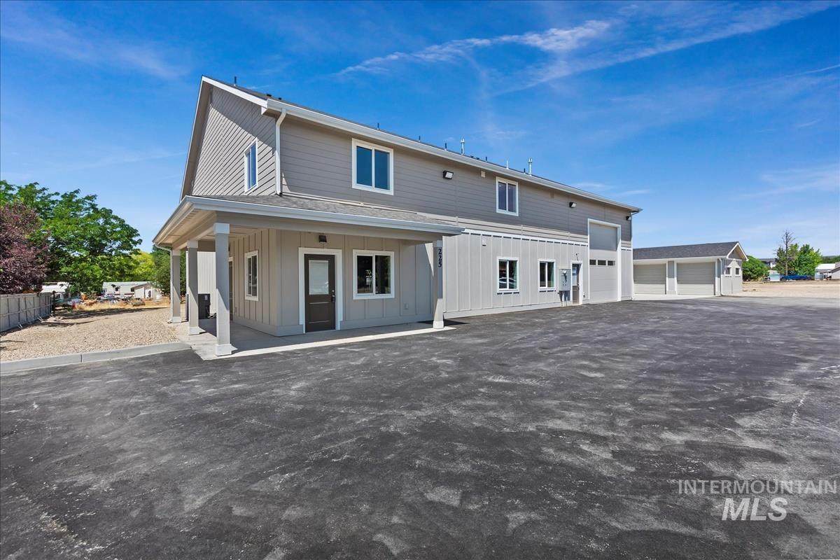 225 Happy Valley Rd. - Photo 1