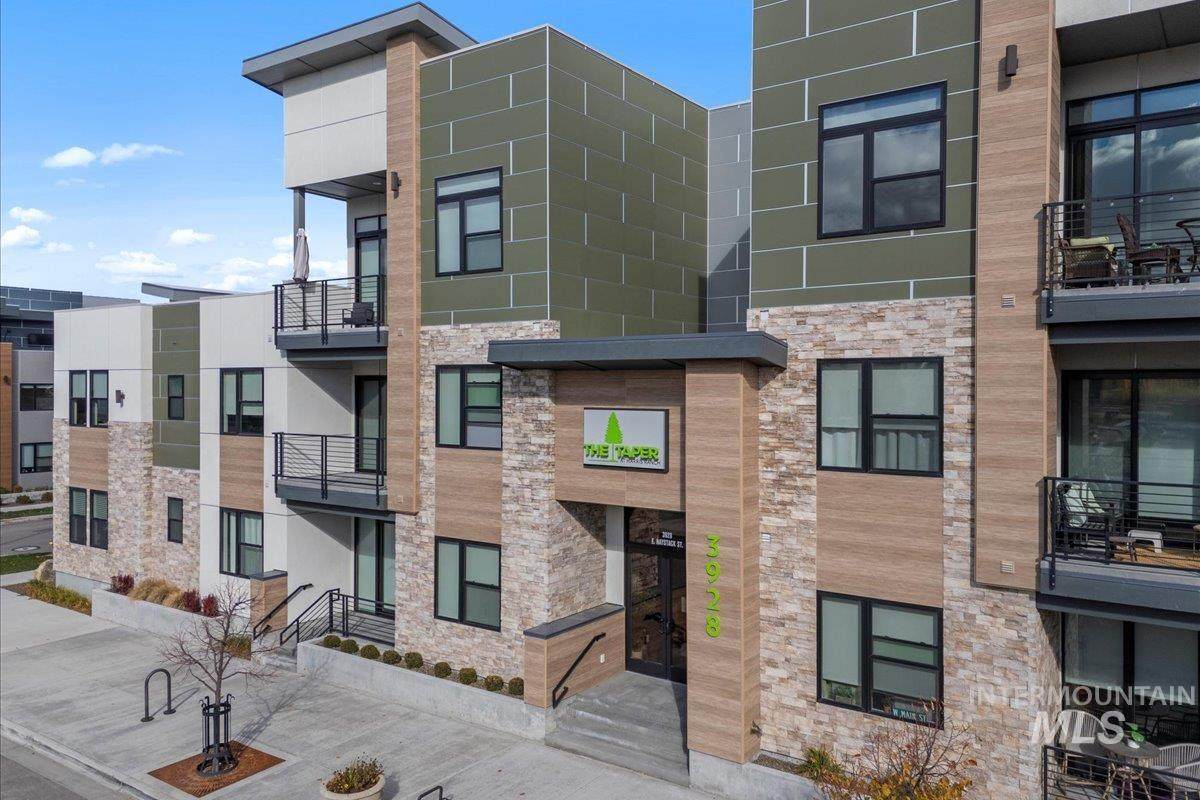 3928 Haystack St. - Photo 1