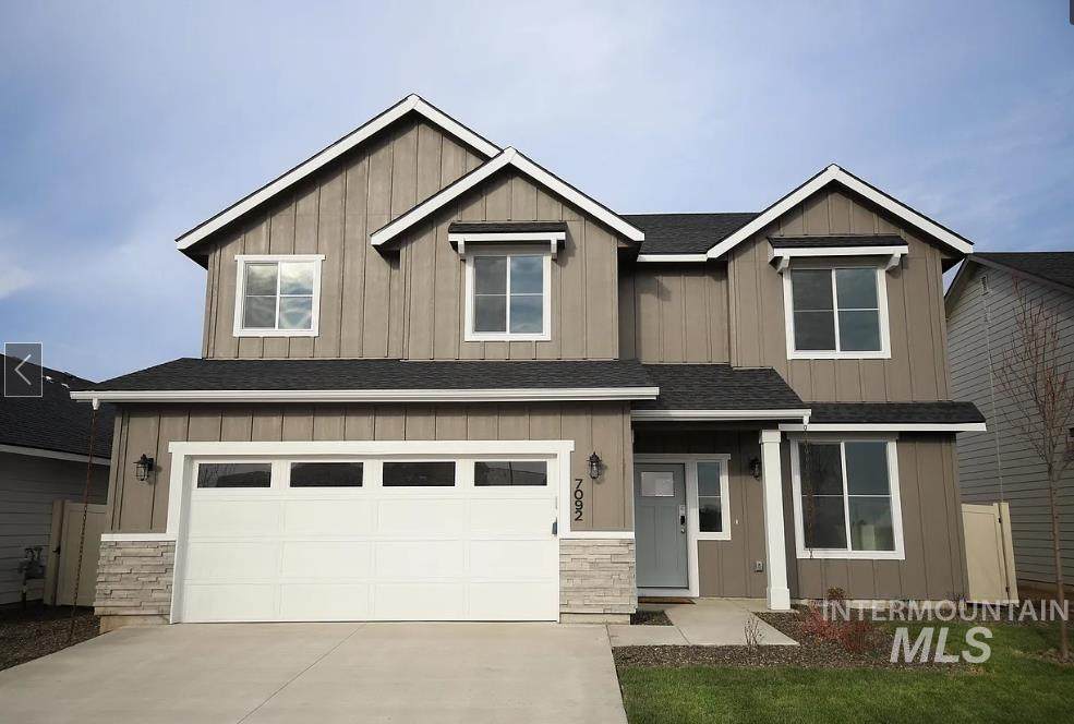 7092 Grand Rapids Dr - Photo 1