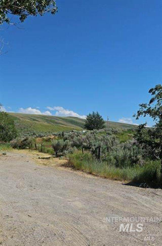 3057 Garden Rd - Photo 1