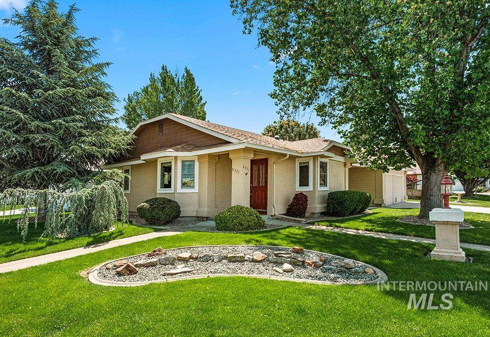 8371 Willowcourt Dr - Photo 1