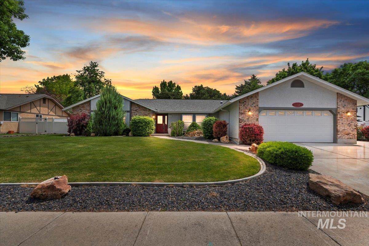 3428 Columbine Ave - Photo 1