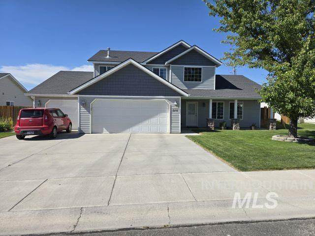 318 15th - Photo 1