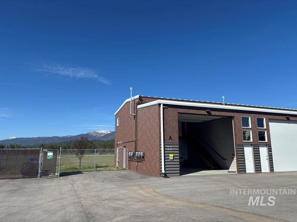 1453 A1 Main St - Photo 1