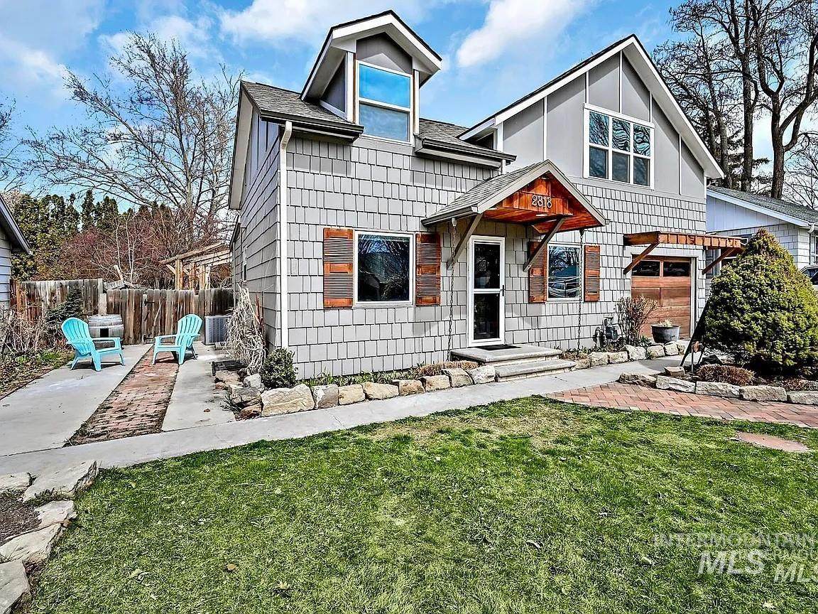 2818 Edson St. - Photo 1