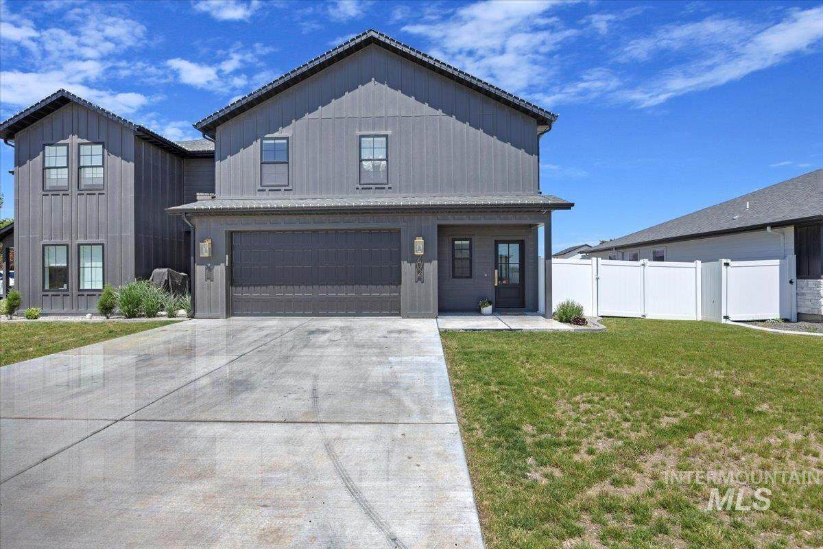 702 Lake St. - Photo 1