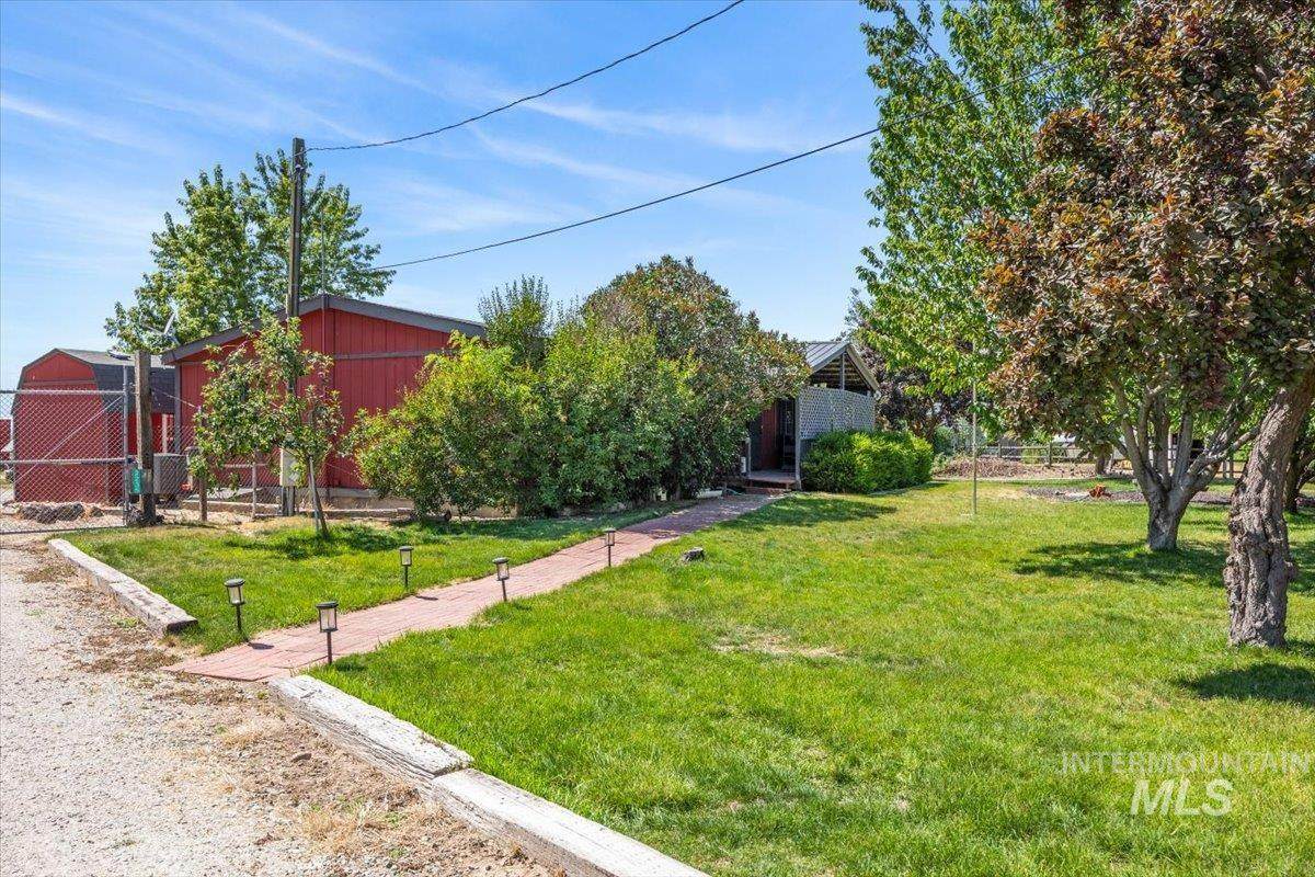 2235 Boise Ave - Photo 1