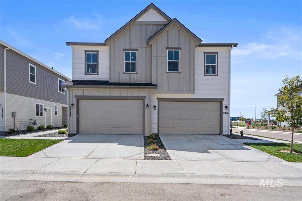300 Lagrasse Lane - Photo 1
