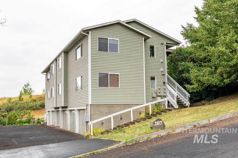 207 Lathen St Apt B - Photo 1