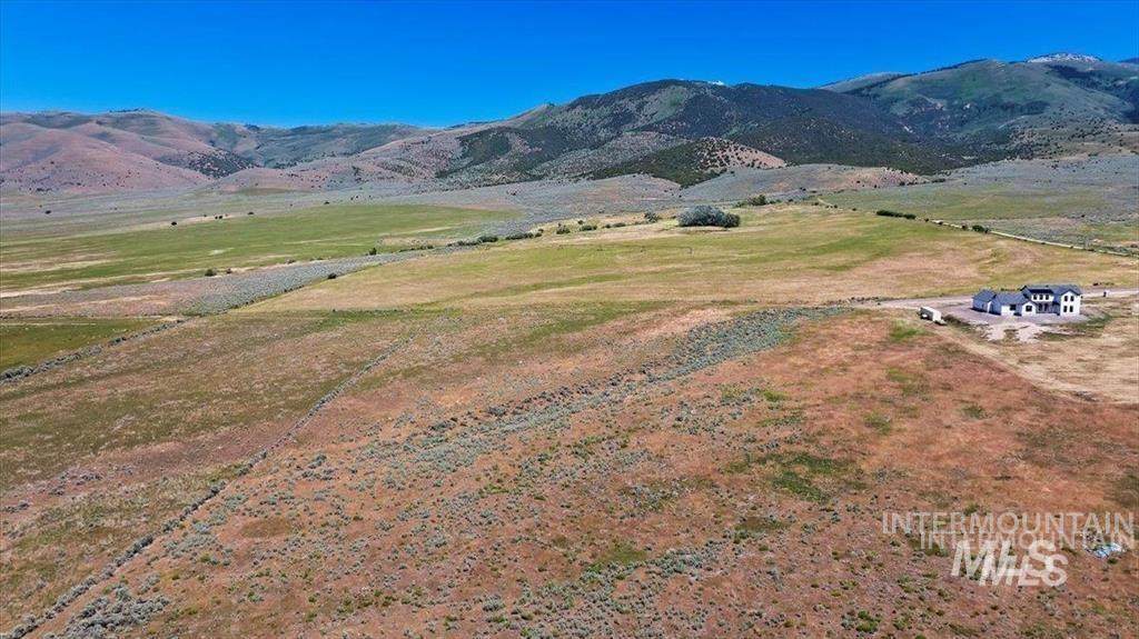 Lot #19 100 E - Photo 1