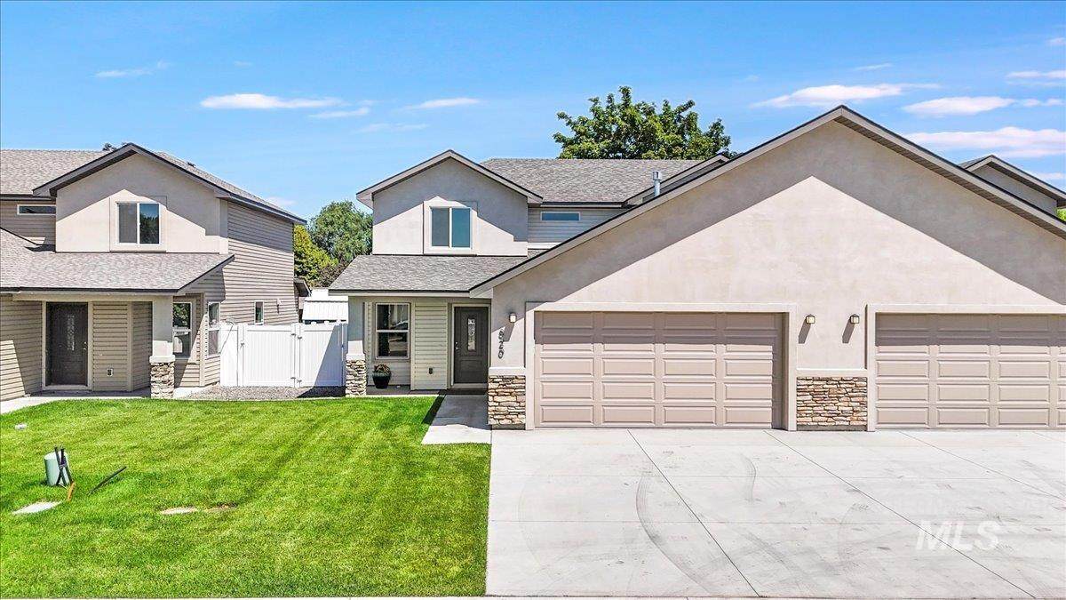 816 Jack Ave - Photo 1