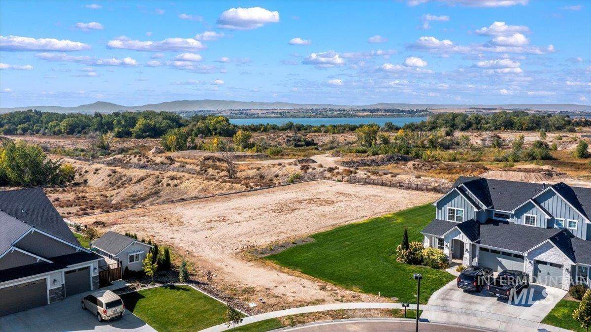 1751 Kamet Ct - Photo 1