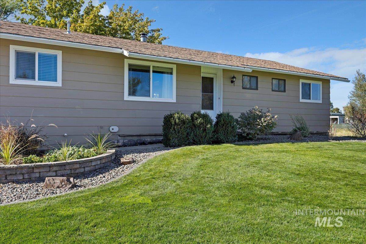 1537 4250 N - Photo 1