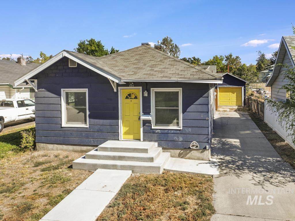 336 6th Ave N - Photo 1