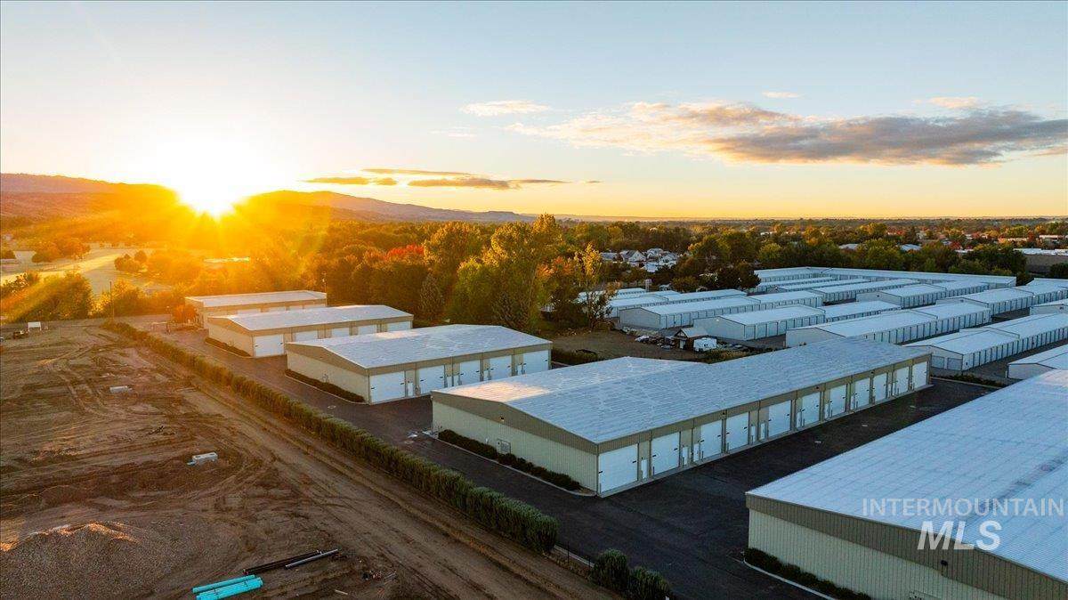 9049 Horseshoe Bend Road - Photo 1