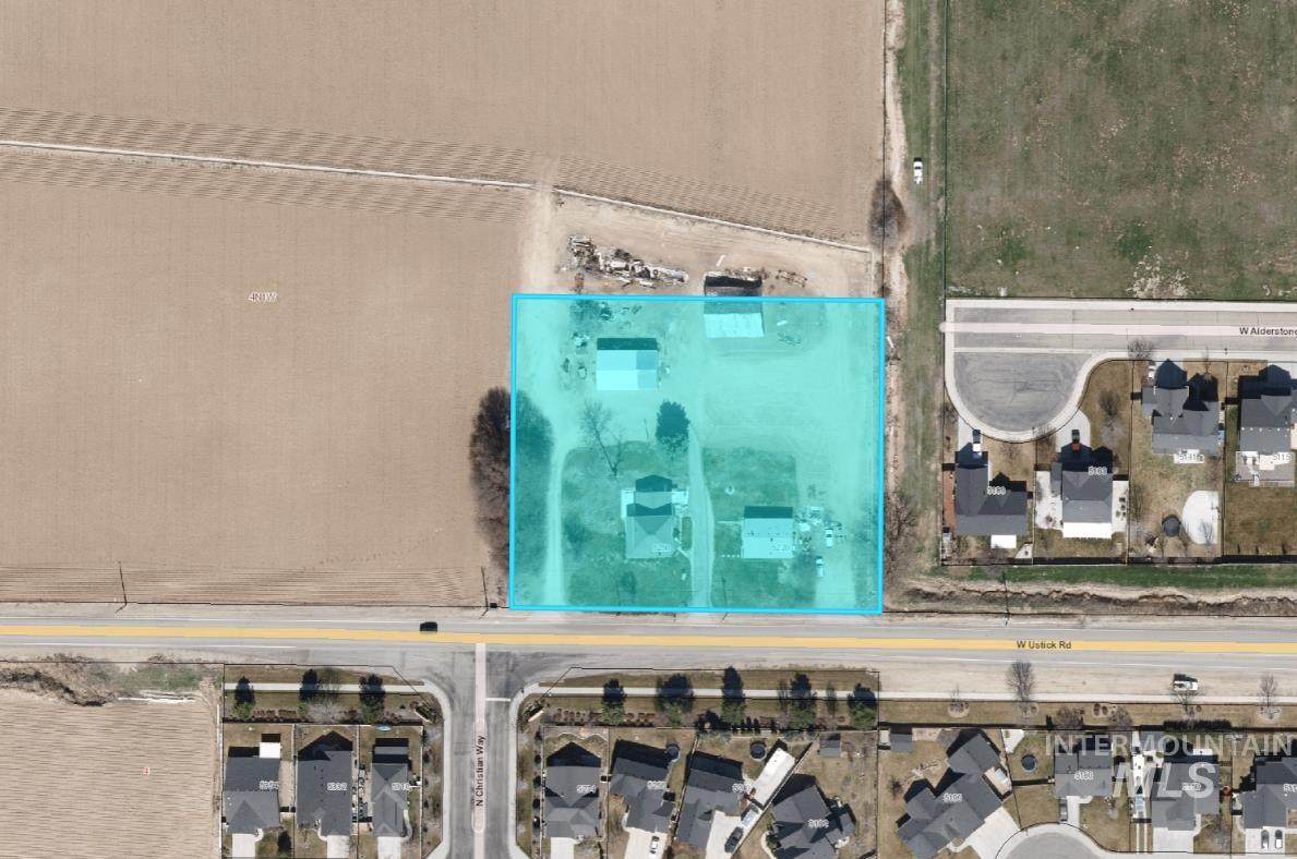 5220 Ustick - Photo 1