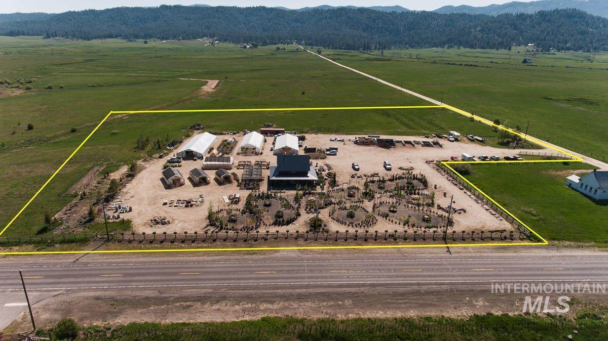 12 Alpha Lane - Photo 1