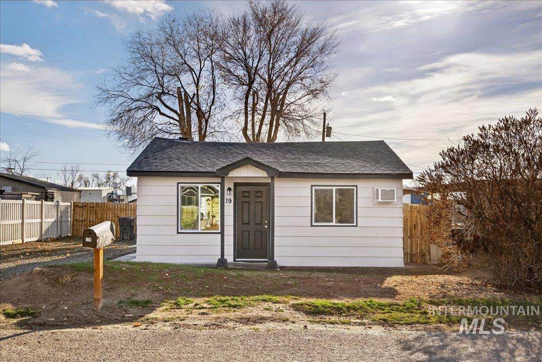 119 Holly St - Photo 1