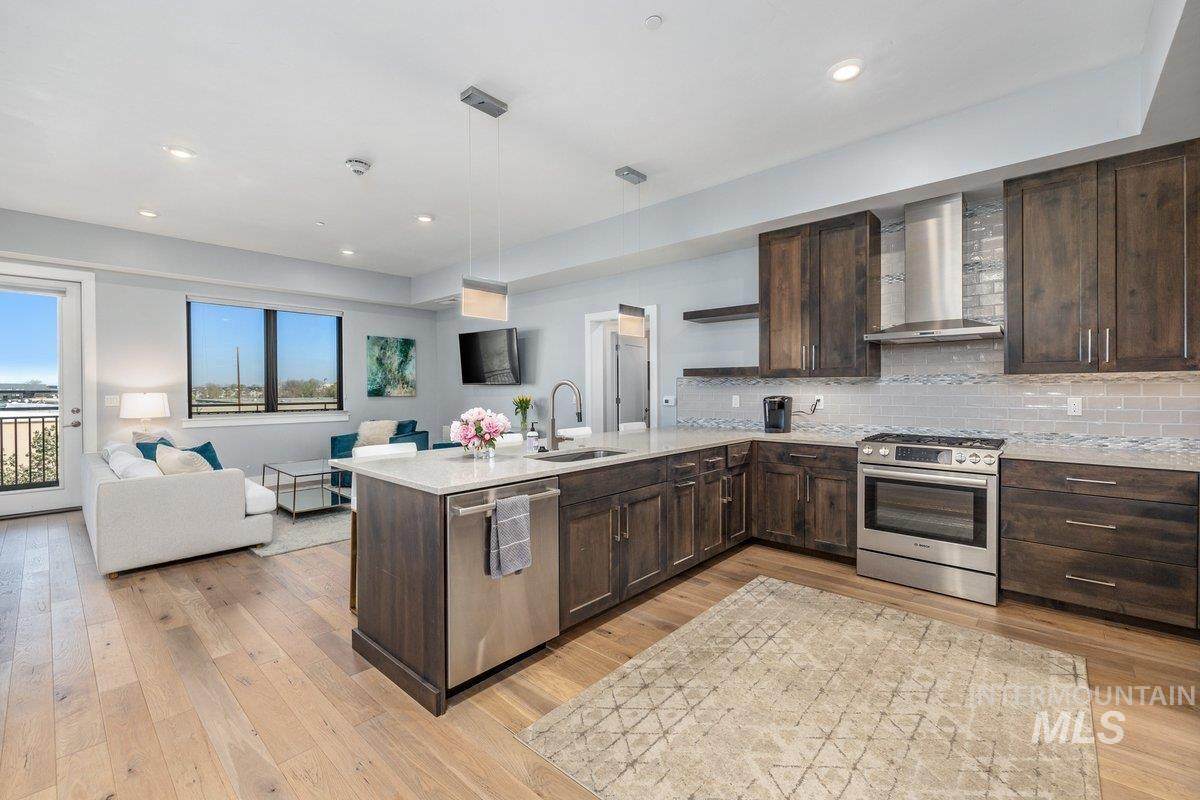 880 River Street - Photo 1