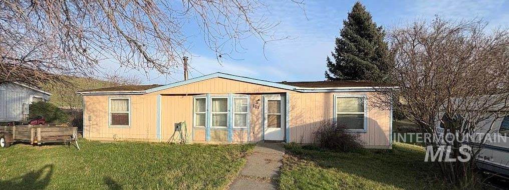 111 Throop St - Photo 1