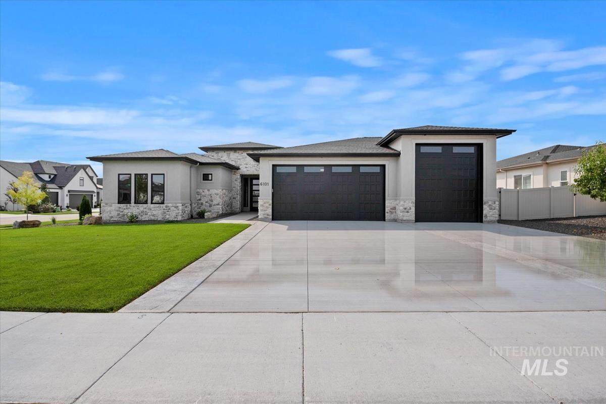 6101 Estuary St - Photo 1