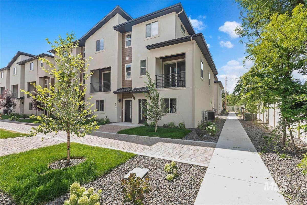 1705 Federal Way - Photo 1