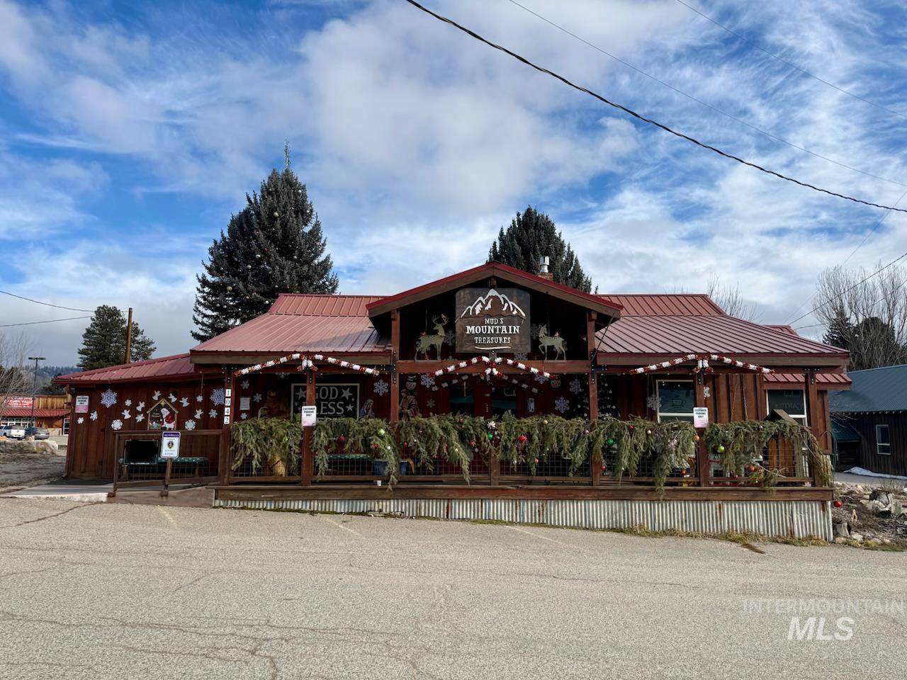 1042 Old Crouch Rd - Photo 1