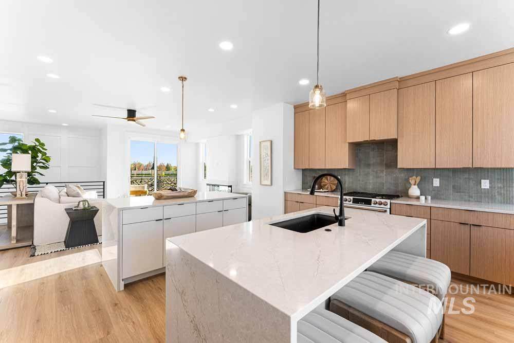 411 Lombard Ln - Photo 1