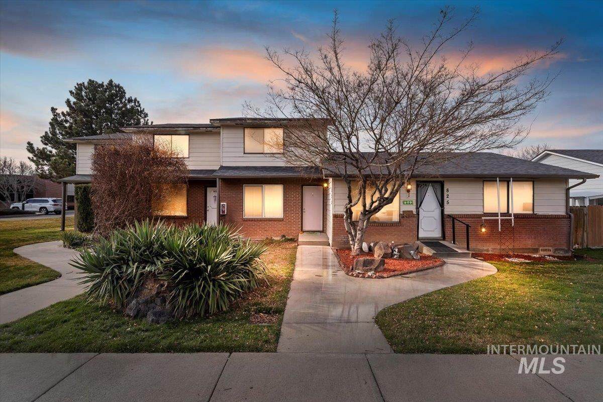 819 Benjamin Ln - Photo 1