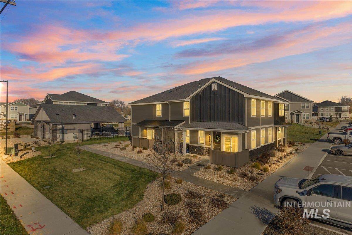 2329 Spice Loop - Photo 1
