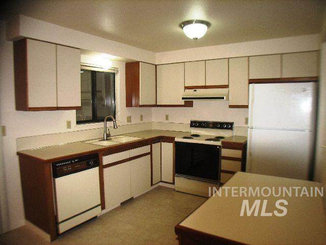 1484 Carter Lane - Photo 1