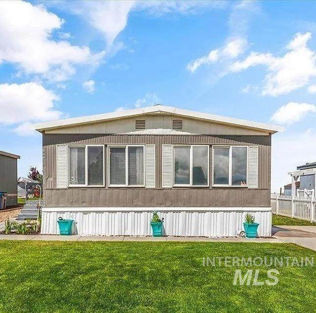 8463 Blue Heaven Ln - Photo 1