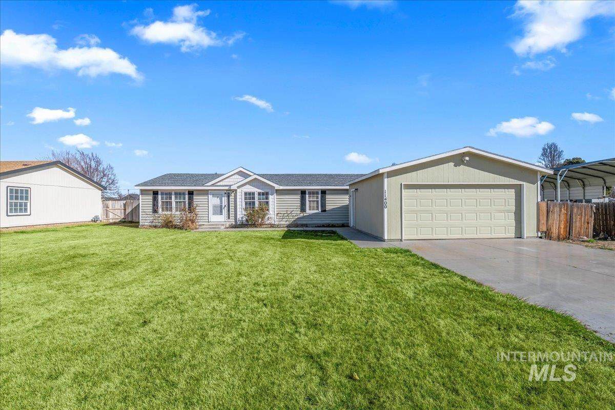 11400 Hawkins - Photo 1