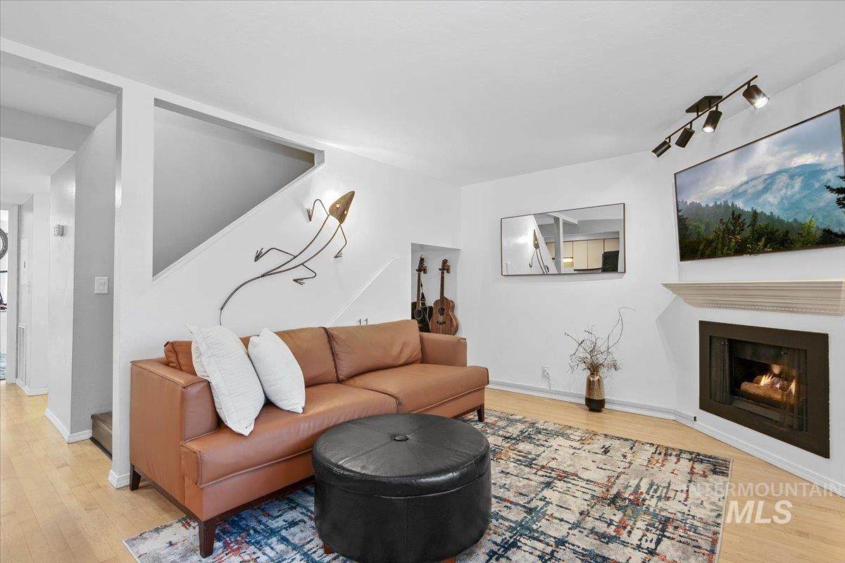 3651 Gekeler Ln - Photo 1