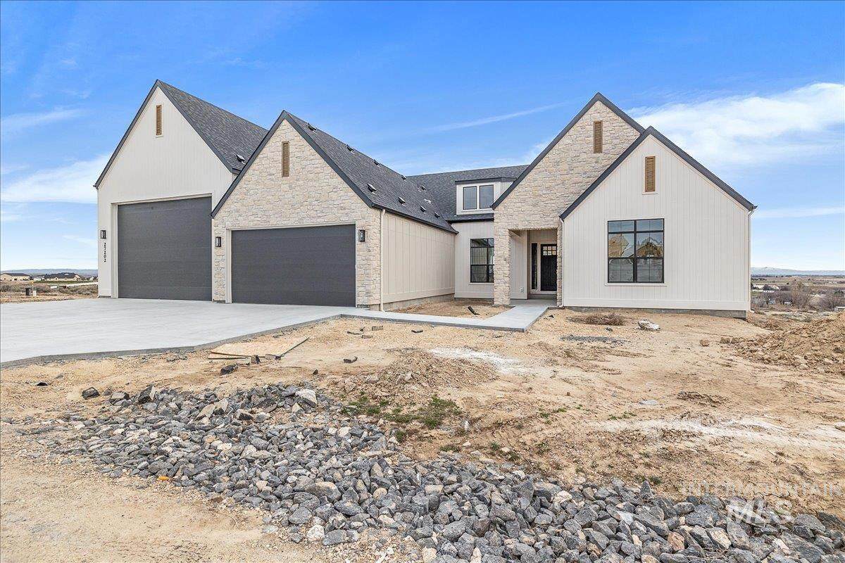 27202 Iron Horse - Photo 1