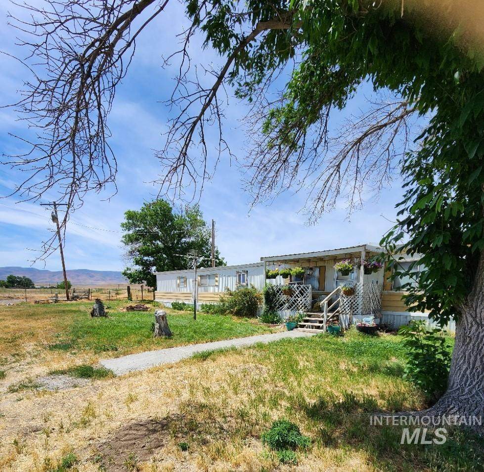 2712 13th Avenue - Photo 1