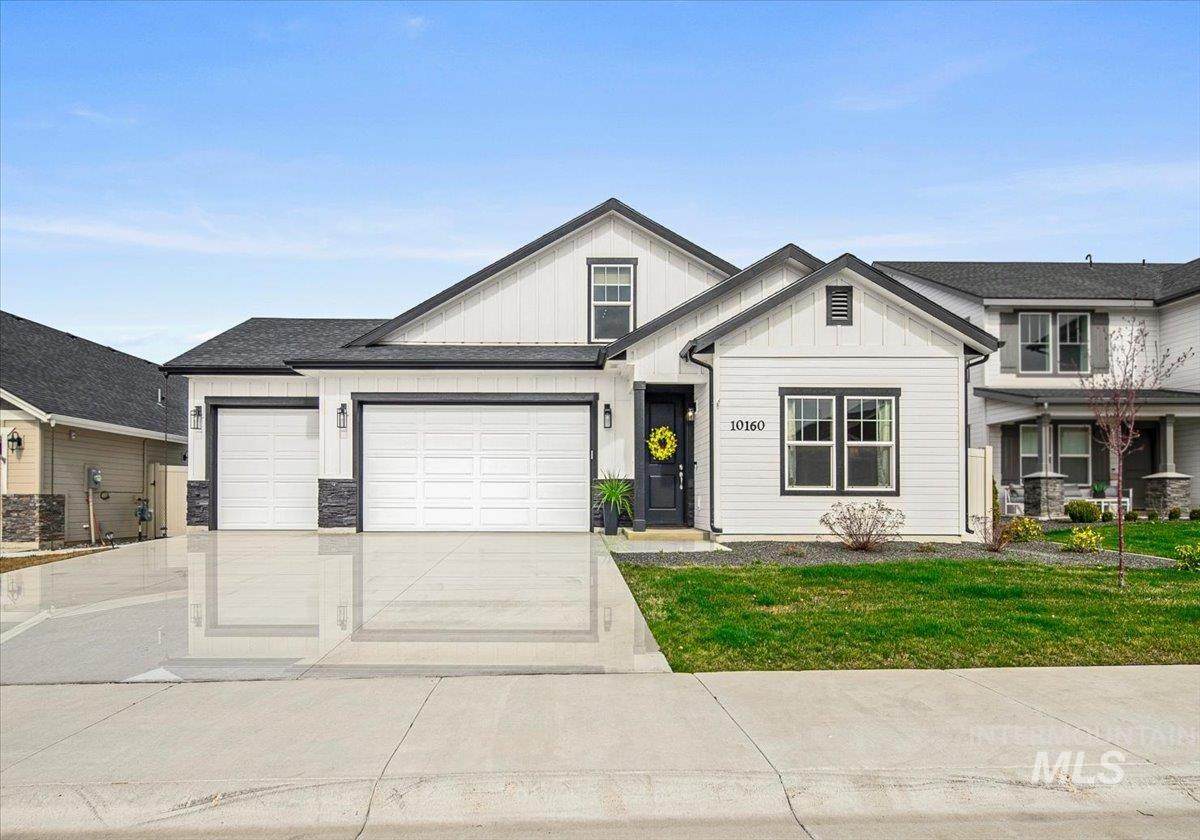 10160 Threadgrass Street - Photo 1