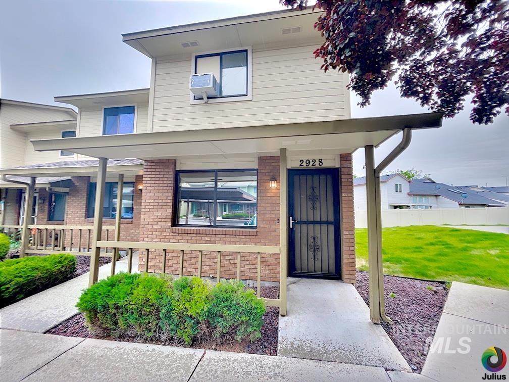 2928 Abbs Lane - Photo 1