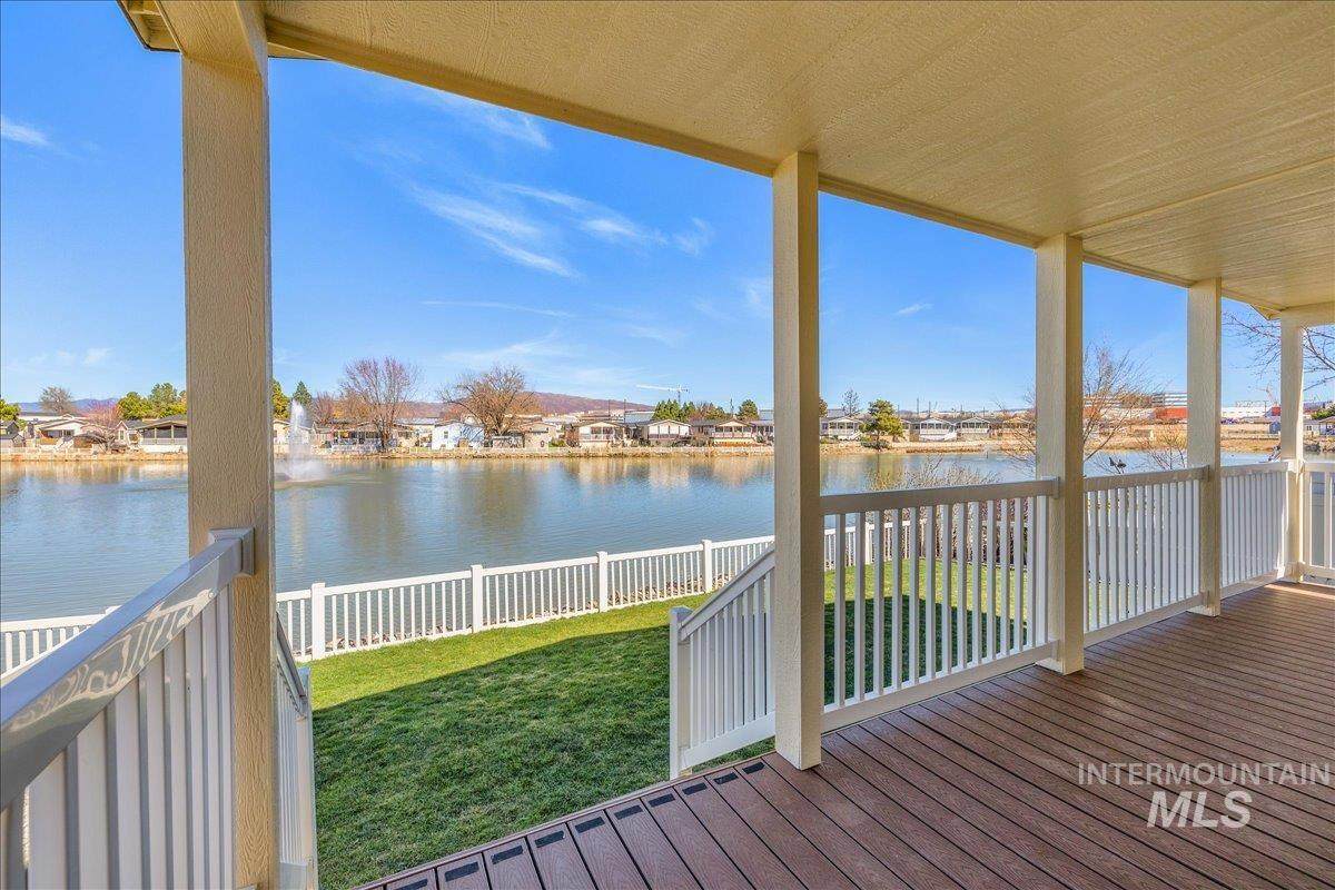 2164 Blue Spruce Ln - Photo 1