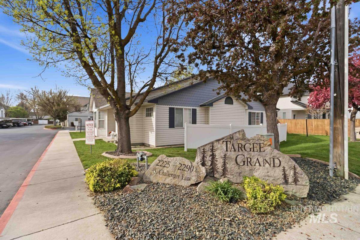 2270 Challenger Lane - Photo 1