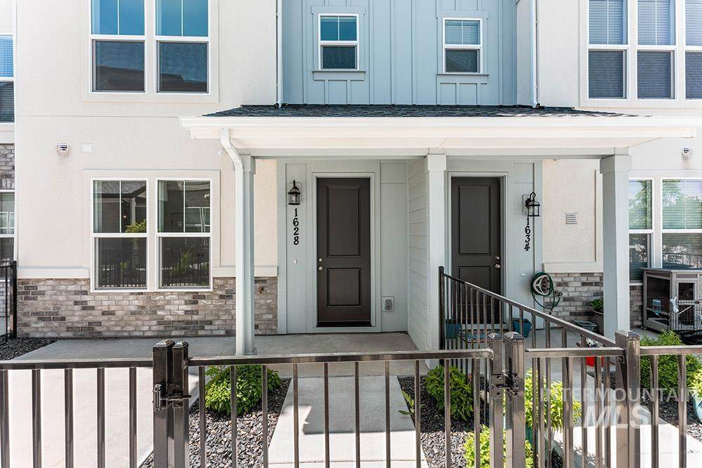 1613 Timathy Ln - Photo 1