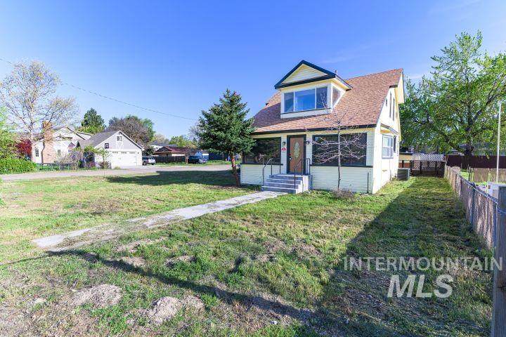 805 Richmond St. - Photo 1