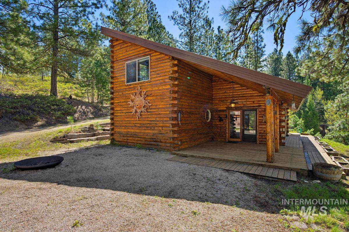 461 Hilltop Road - Photo 1