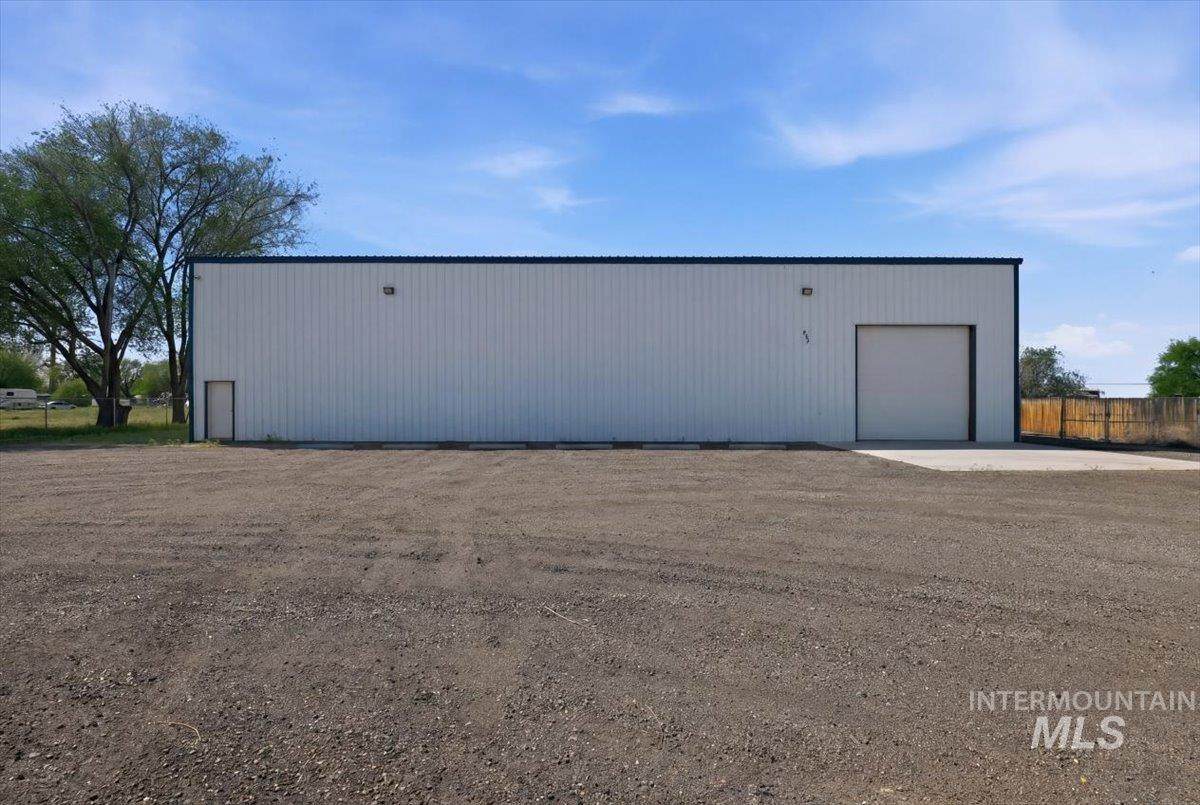 987 Mcmurtrey Rd - Photo 1