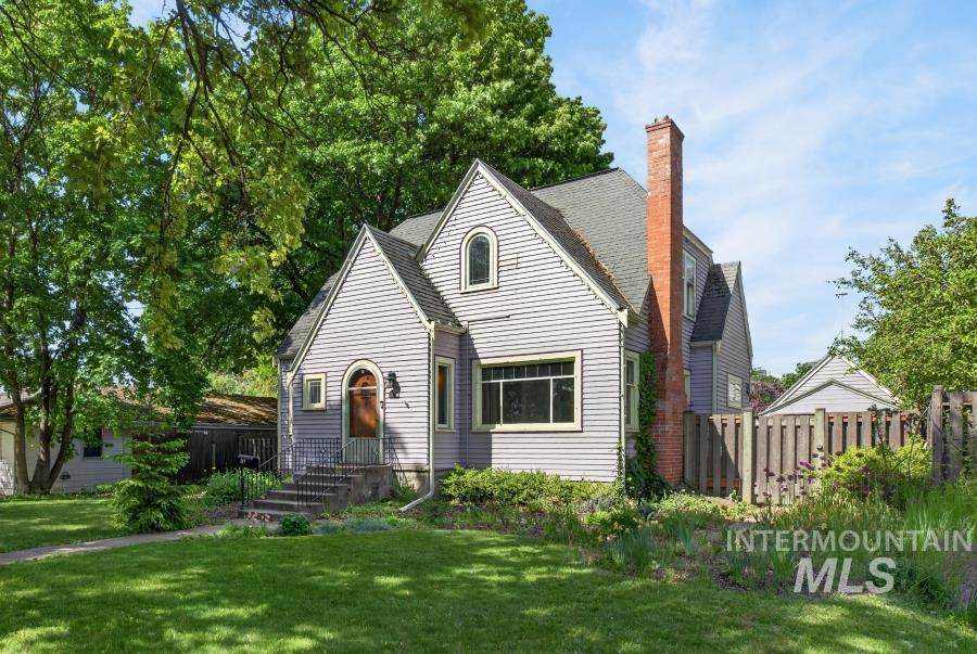 207 Hayes St. - Photo 1